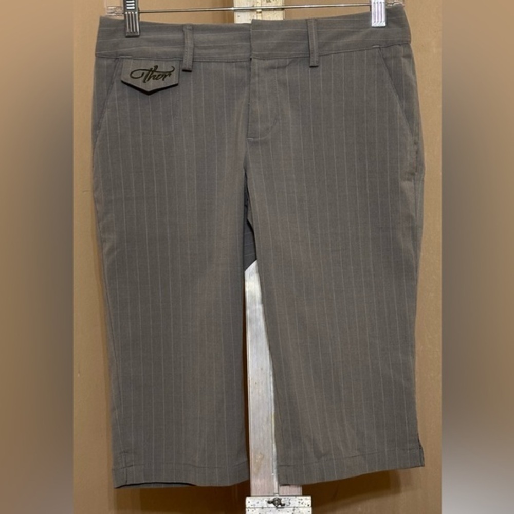 Thor Gray Pinstripe Lexi Shorts Sz 3